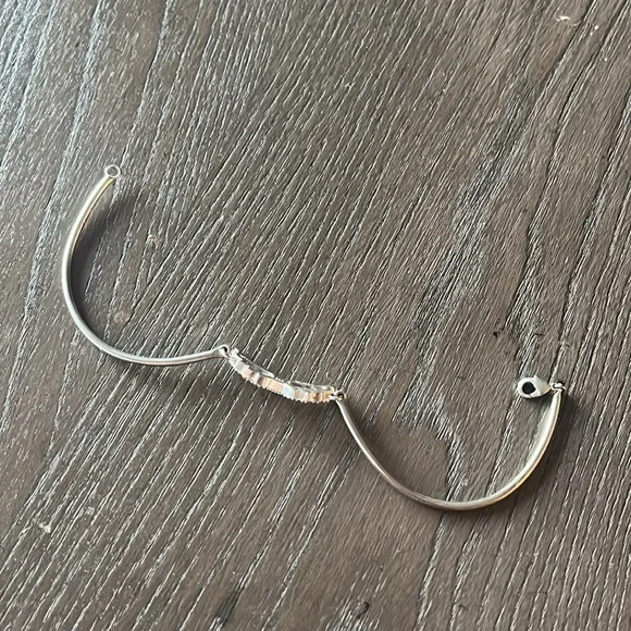 Silver Winged open bangle Bracelet - Picture 3 of 3